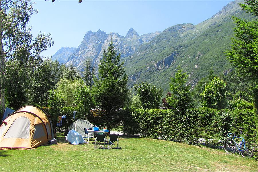 Camping Le Château de Rochetaillée Isère